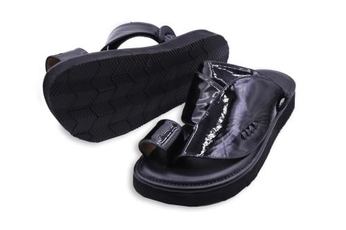 حذاء شرقي إيطالي شاين اسود