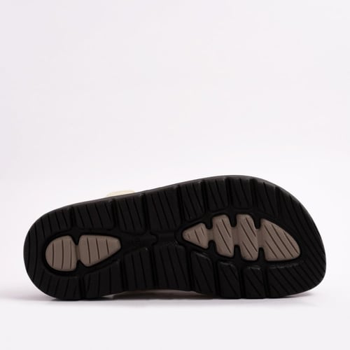 حذاء شرقي إيطالي من ماركة لورمين باللون البيج الما...