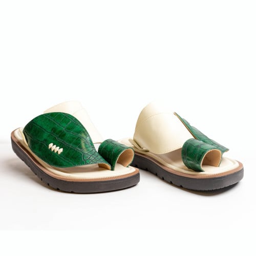 حذاء شرقي إيطالي بلونين بطبعة تمساح من لورمين