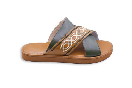 حذاء شرقي ch-137