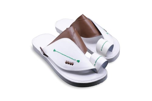 حذاء شرقي ch-106