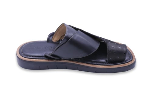 حذاء شرقي إيطالي من ماركة فلورا جلد الناعمة