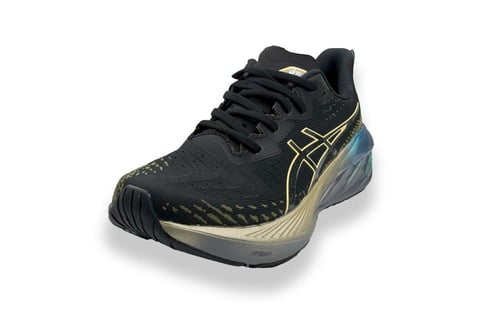 أسيكس حذاء ركض نوفابلاست 4 بلاتينيوم