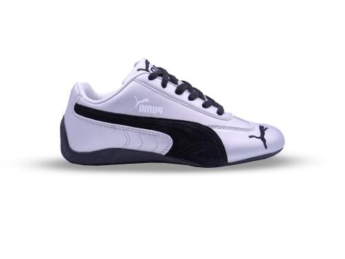 حذاء puma باللون الفضي
