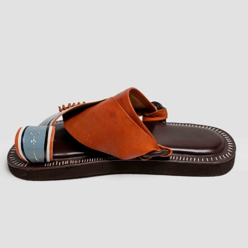 حذاء شرقي 2006