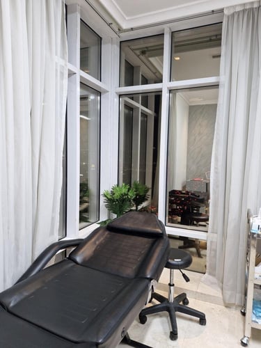 تنظيف وتلميع الاسنان + إزالة الجير والترسبات + علا...