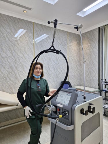 كشف لدى الاستشارية لعلاج الزوائد الجلدية الثالول –...