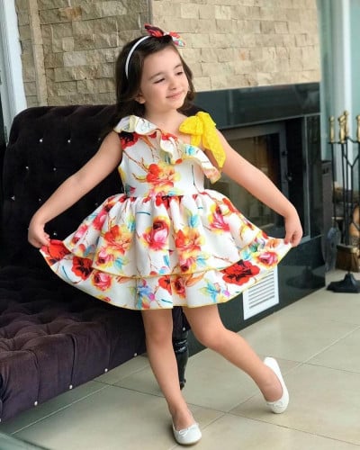 فستان جميل مع طوق شعر صناعة تركية