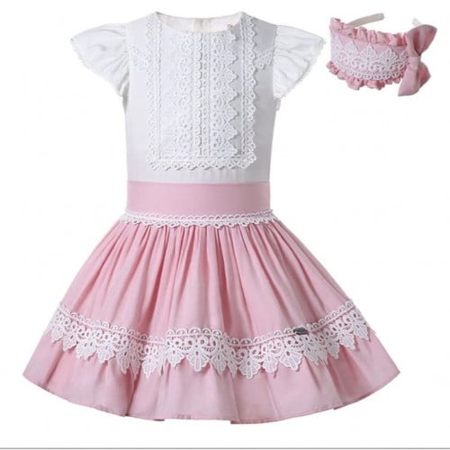 بدلة أسباني مع طوق شعر