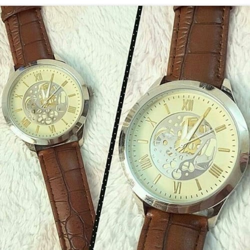 ساعة واين الرجالية Avon