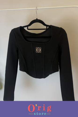 توب نسائي كم طويل بشعار لويفي