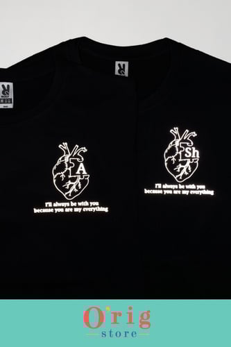 تيشيرتات قلوب مضيئة