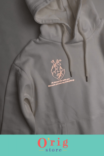 بلوفرات قلوب مضيئة