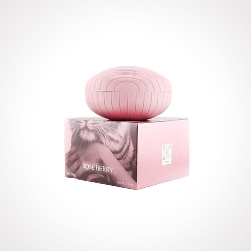 مجموعة الأنوثة الطاغية : بودرة ومعطر جسم مستوحى من...