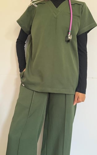 Formal scrub- زيتي