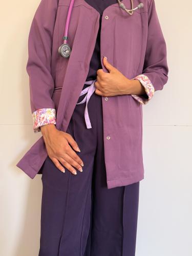 Formal- scrub- jacket موف كاندي