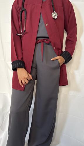 Special scrub -jacket- رمادي وعنابي