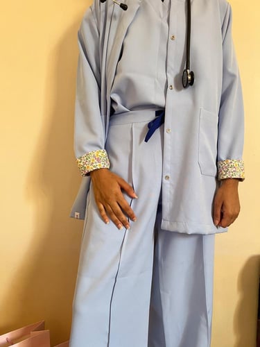 Formal Scrub - jacket-blue sky