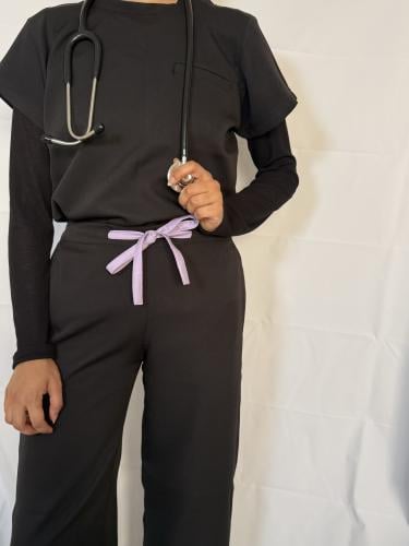 Special scrub -black