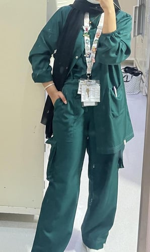 scrub-jackets Limited-اخضر