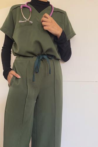 Formal scrub- زيتي