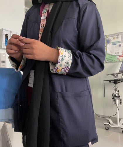 جاكيت طبي اكمام مورده