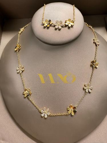 طقم مطلي ذهب