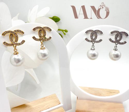 حلق شانيل مطلي مع لولو