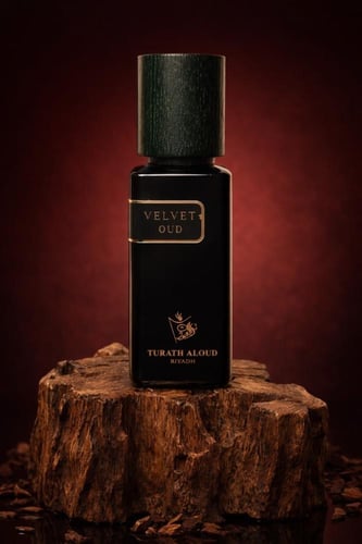 VELVET OUD