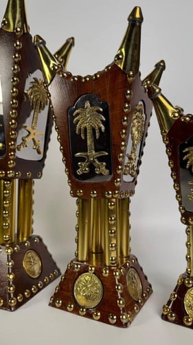 مبخرة بشعار سيف ونخلة نحاس