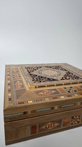 صندوق فاخر نقش دمشقي