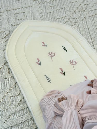 طقم الورد المنثور