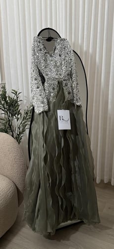 فستان نالين