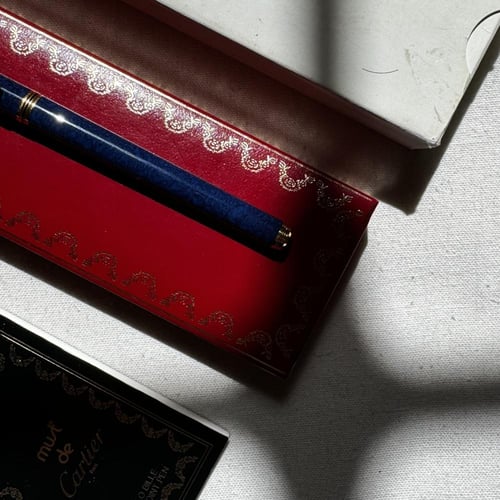 ⠀ ‏Must De Cartier قلم موست ابو عقال مرخم " أزرق م...