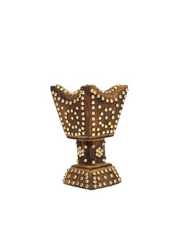 Small hand-made incense burner in the Hail region...