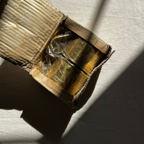 كوب نحاس صناعة هندية اصدار قديم بشعار سفين ونخلة