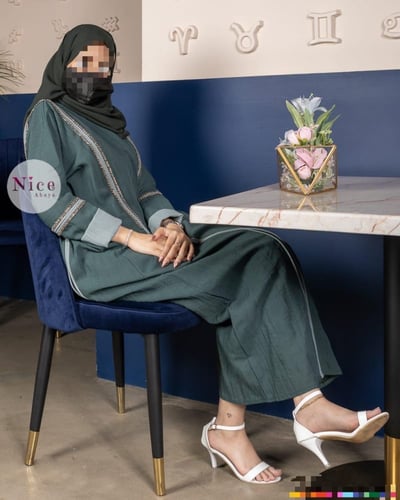 عباية بقماش لينن هندي بلون الزيتي وشك