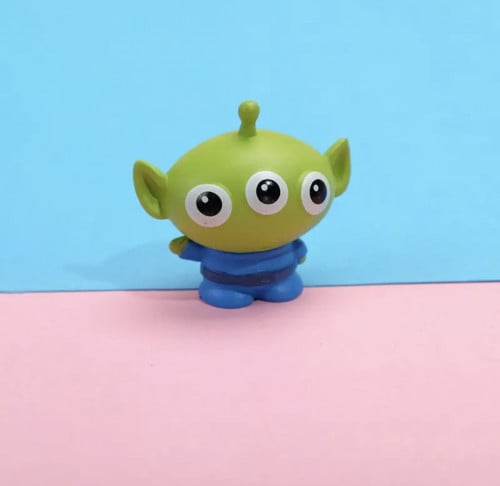 توي ستوري - الفضائيون