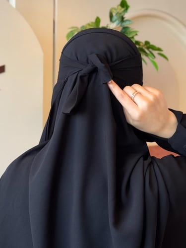 نقاب العمره 2 ب 1