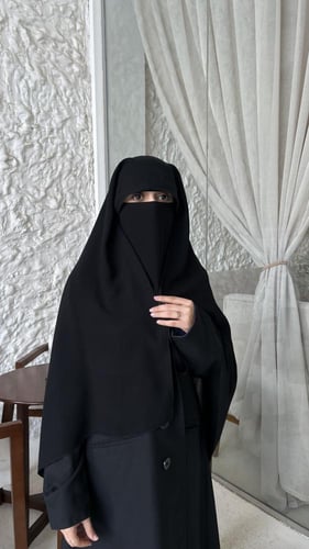 نقاب خمار ( وسط )