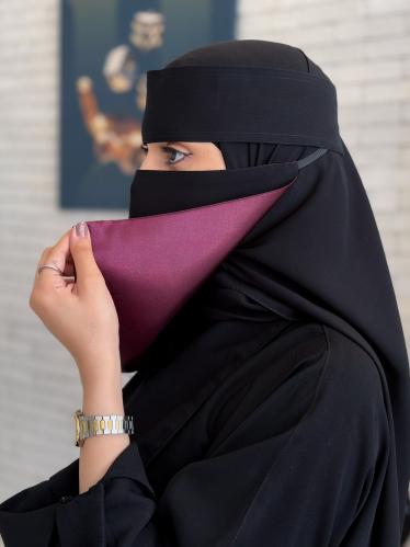 ثلاث نقابات وسط مايل مبطن عنابي