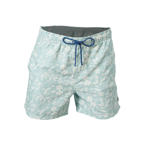 هدوء الشاطىء سماوي