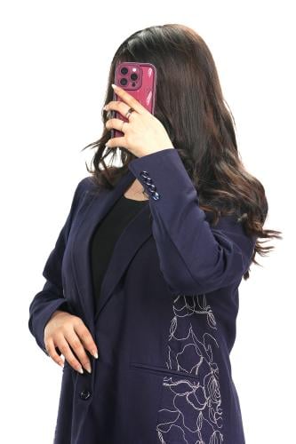 عباية بليزر مبطن قماش لنين مع تطريز جيوب