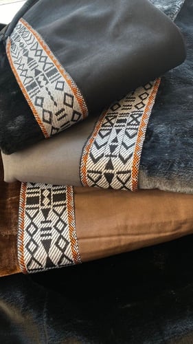 فروه رجالي قماش سيلكا فرو ثقيل نقشة سدو مع قبعه