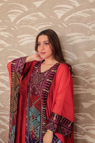 عبايه نسائي بتطريز فلسطيني