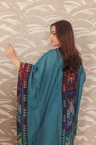 عبايه نسائي بتطريز فلسطيني