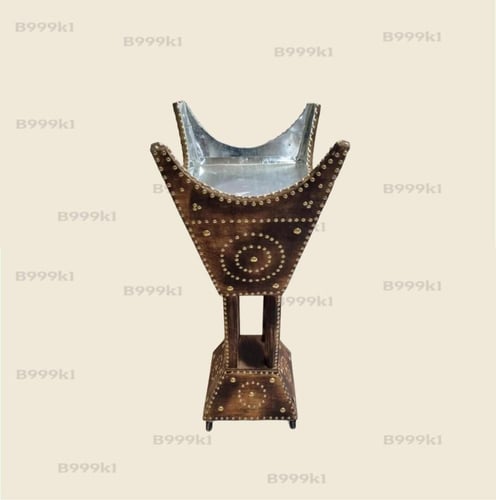 مبخره استاند تطريز عادي وسط