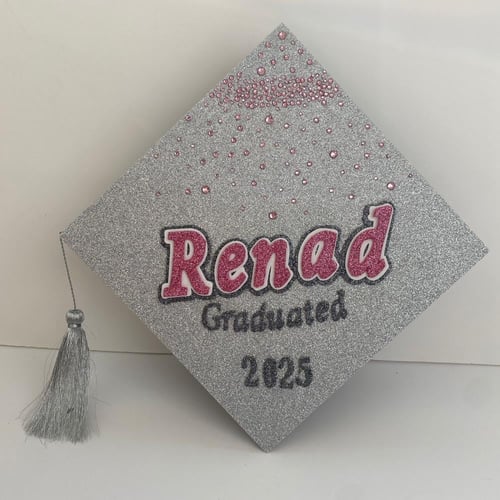 طباعة قاعدة قبعة التخرج من العميل