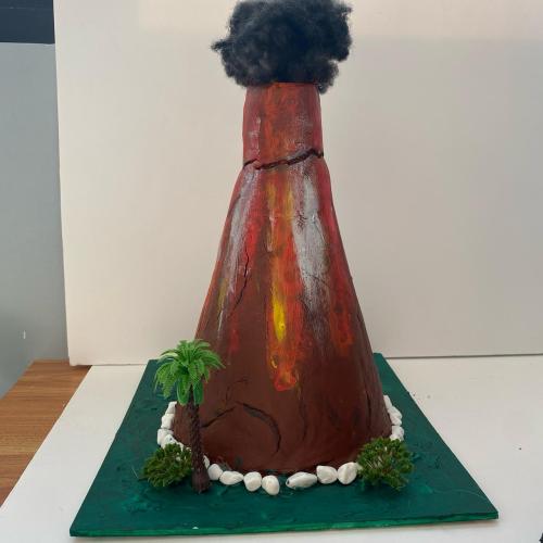 عمل فني بركان