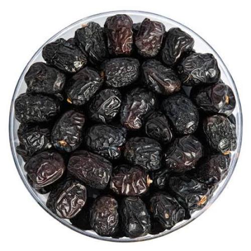 تمر عجوة ثالثة